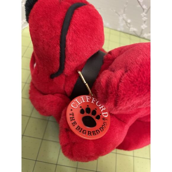 Vintage Clifford The Big Red Dog Plush Stuffed Animal Dakin 1990 Norman Bridwell - Picture 6 of 12